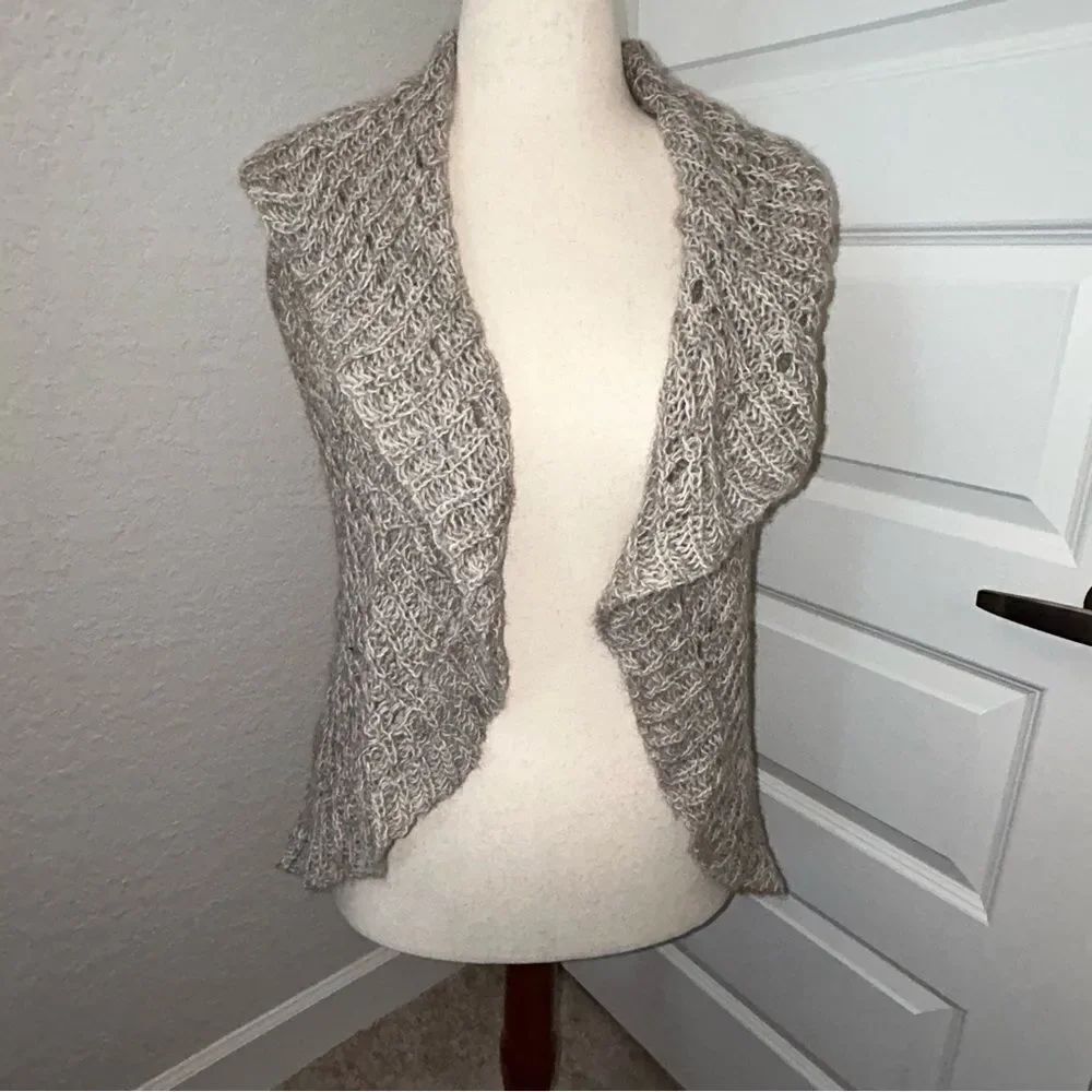 LOFT Ruffle Sleeveless Cascade Alpaca Blend Sweater Cardigan Vest